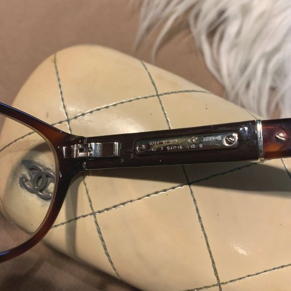 Vintg.Chanel Reading Glasses Tortoise Shell CC logo w/Free Chanel Case - Picture 3 of 5